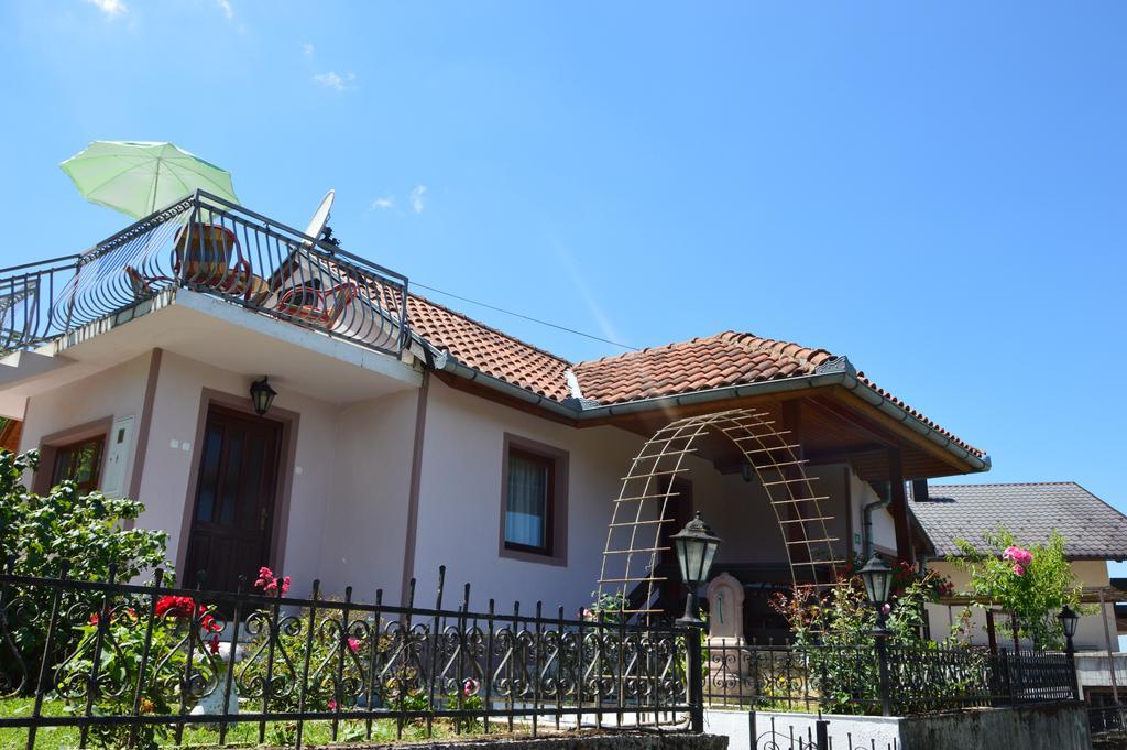 Вилла Resting House Oaza Бихач Экстерьер фото